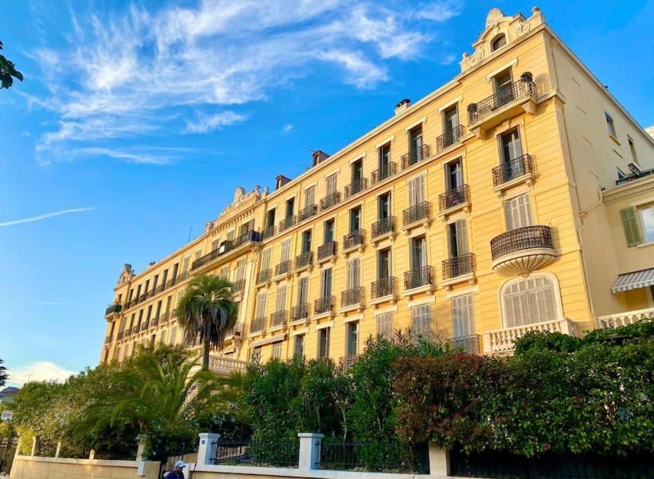   Le Cocon Des îles D’or   Vue Et Clim